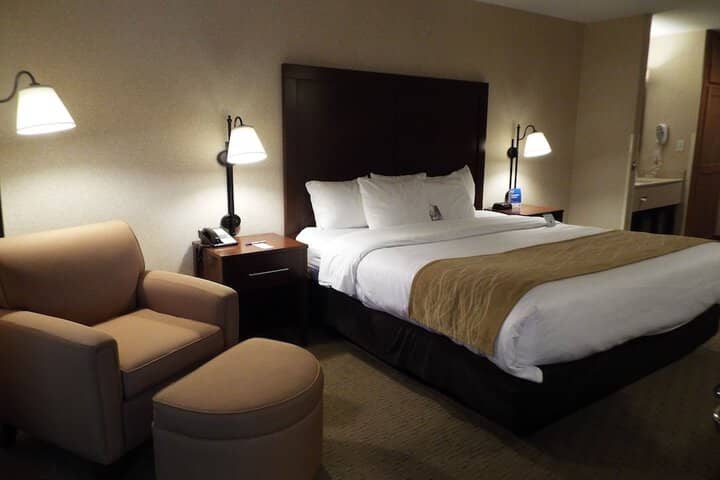 Room 12 of 61