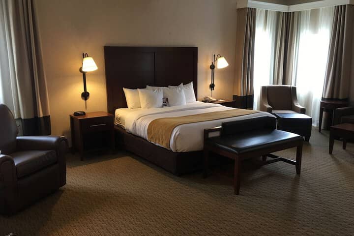 Room 37 of 61