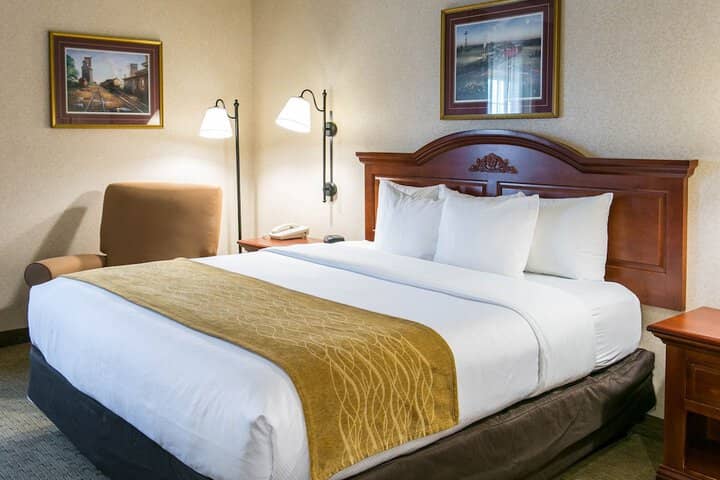 Room 10 of 61