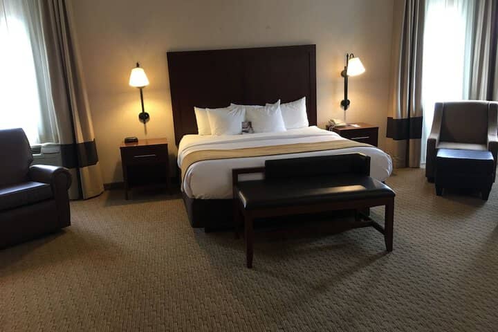 Room 36 of 61